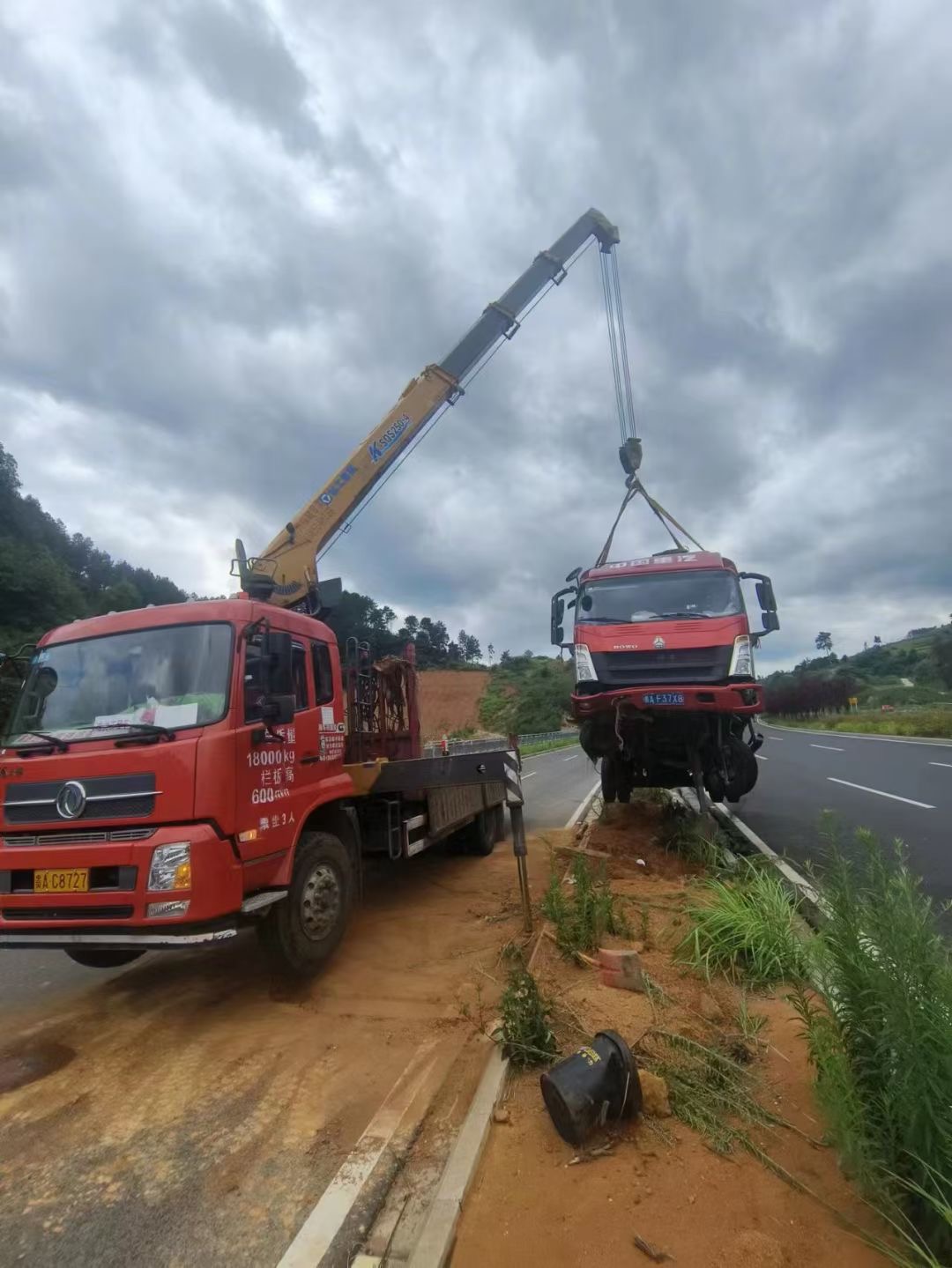 莲湖区吊车出租公司在日常生活中对吊车要怎样检查